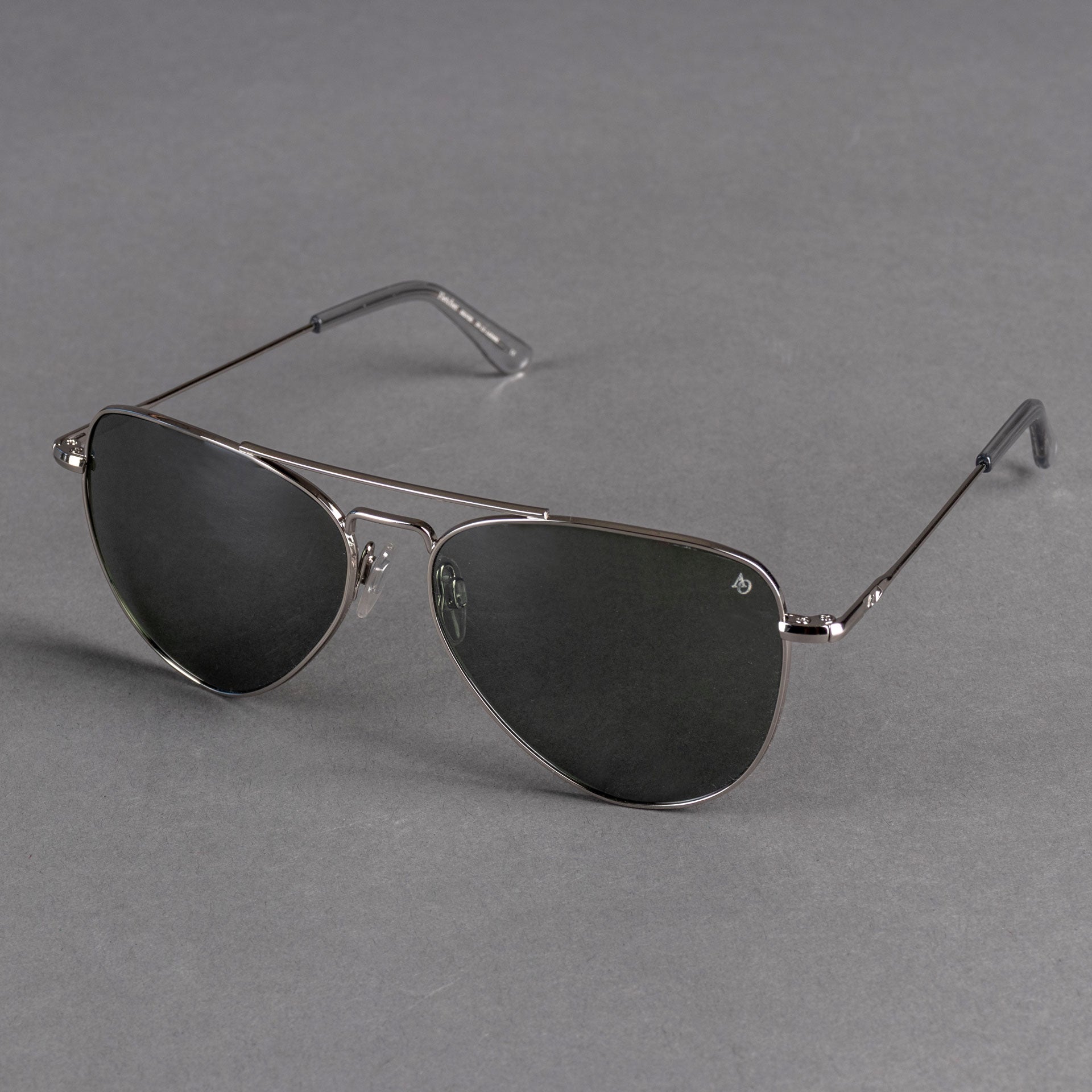 AO EyewearFletcher Sonnenbrille - SilverSonnenbrillenBritish Parts Luzern