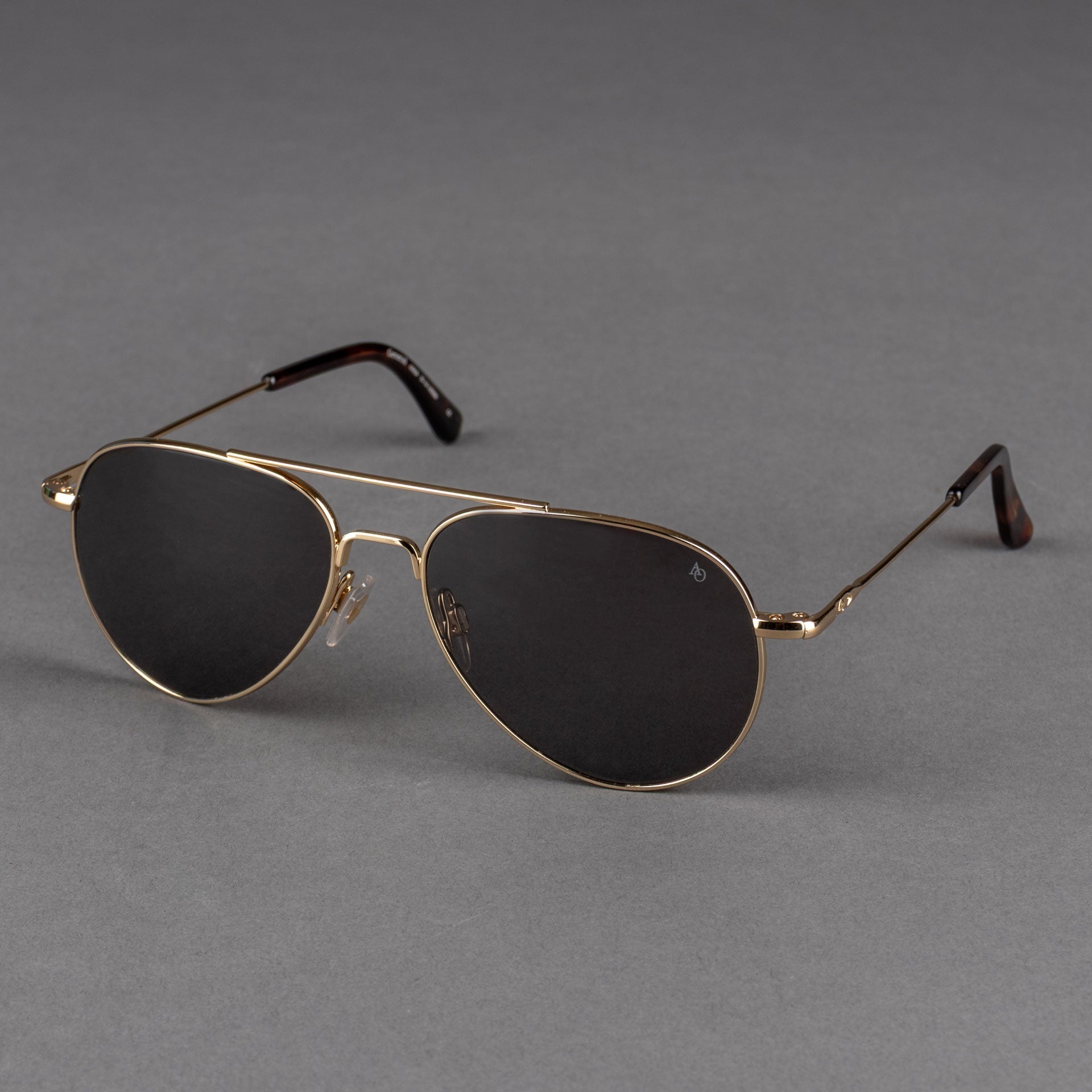 AO Eyewear"The General" Sonnenbrille - GoldSonnenbrillenBritish Parts Luzern