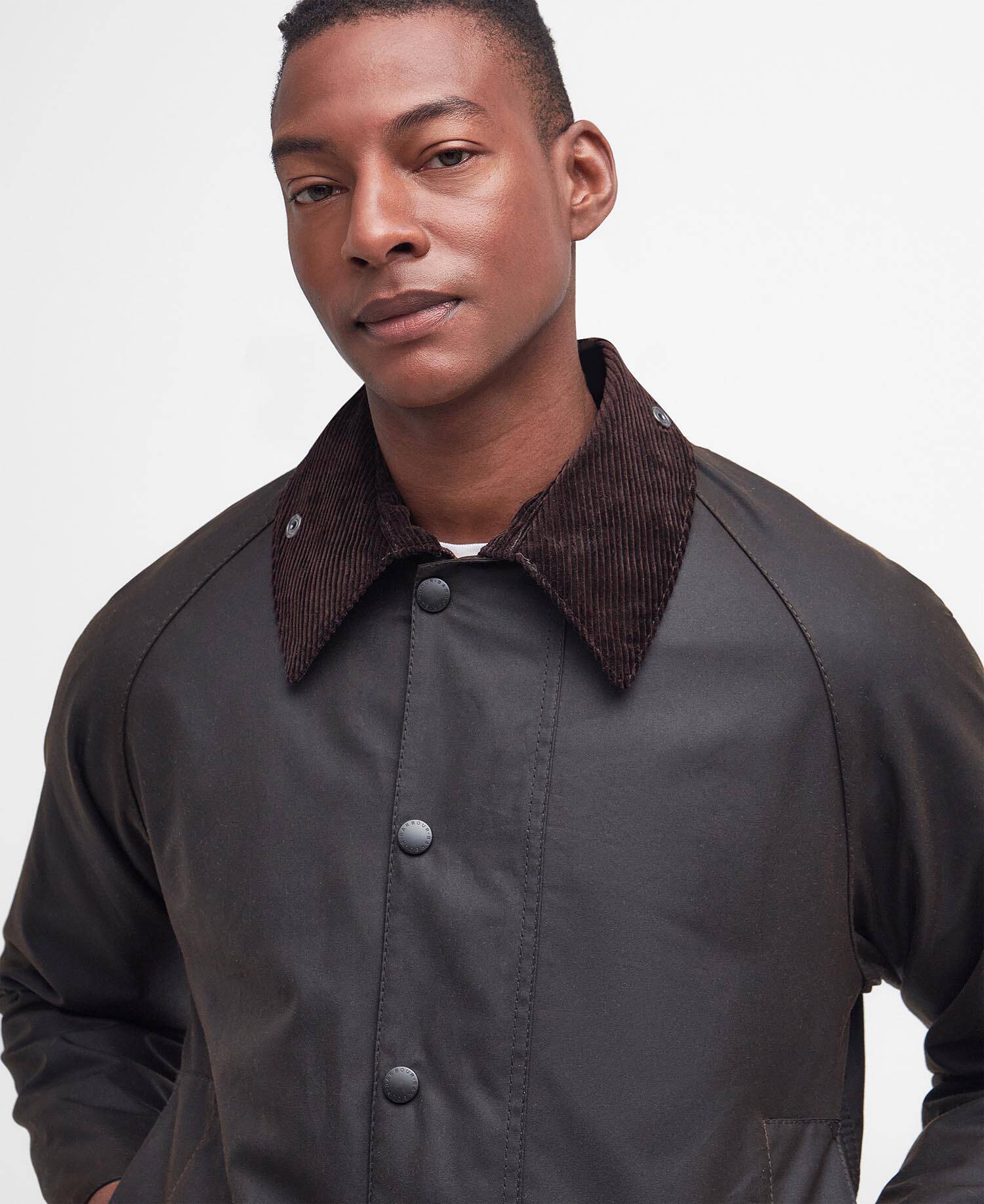 Barbour InternationalClassic Beaufort® Wax Jacket OliveJackenBritish Parts Luzern