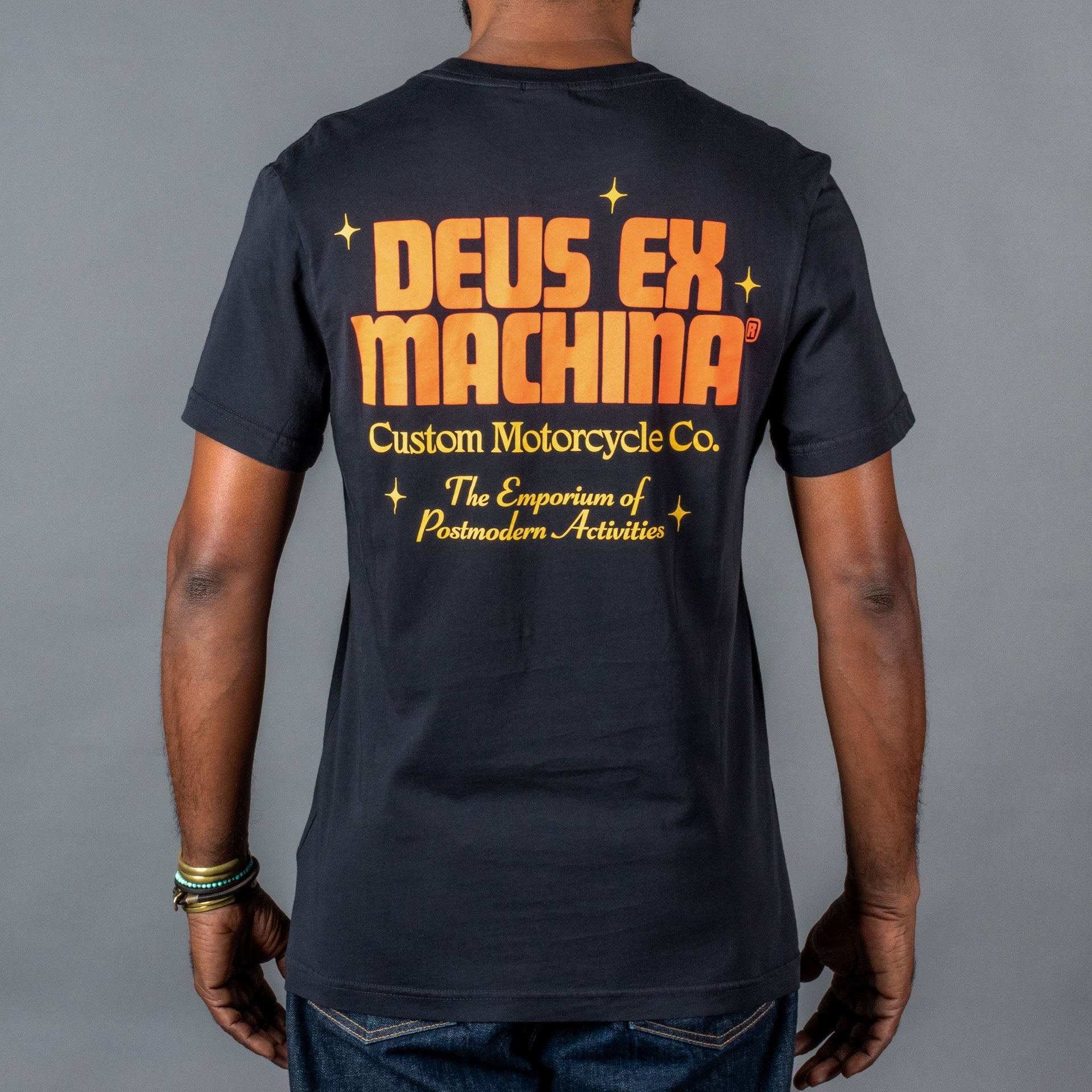 Deus Ex MachinaDrop Down T-Shirt schwarzT-ShirtBritish Parts Luzern
