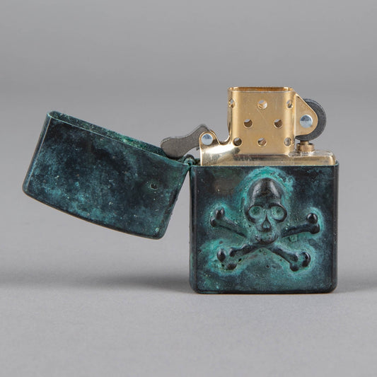 Fine jewelryZippo Skull bronze patinatedLighterBritish Parts Lucerne