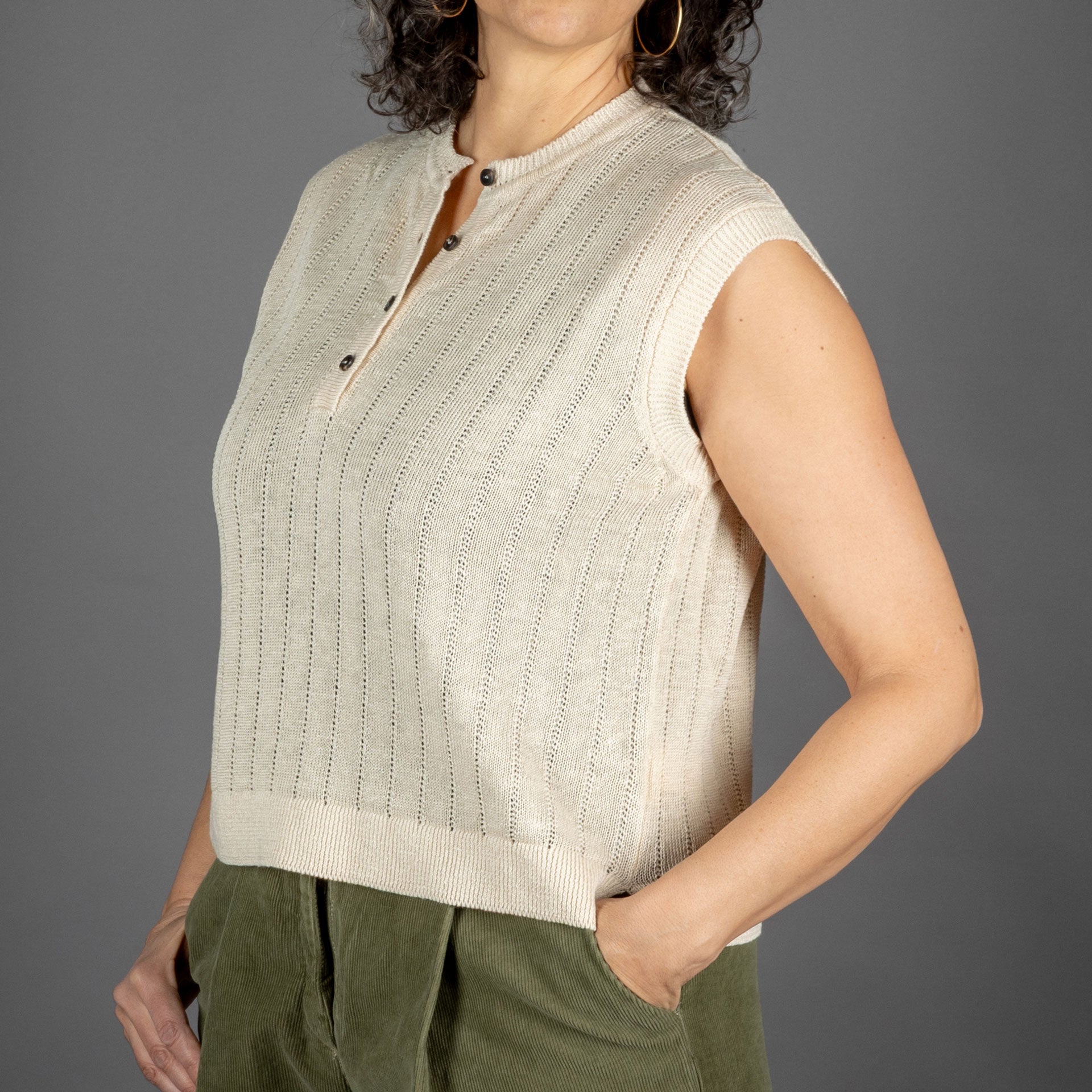 G.R.P.Women Vest EcruStrickjackeBritish Parts Luzern