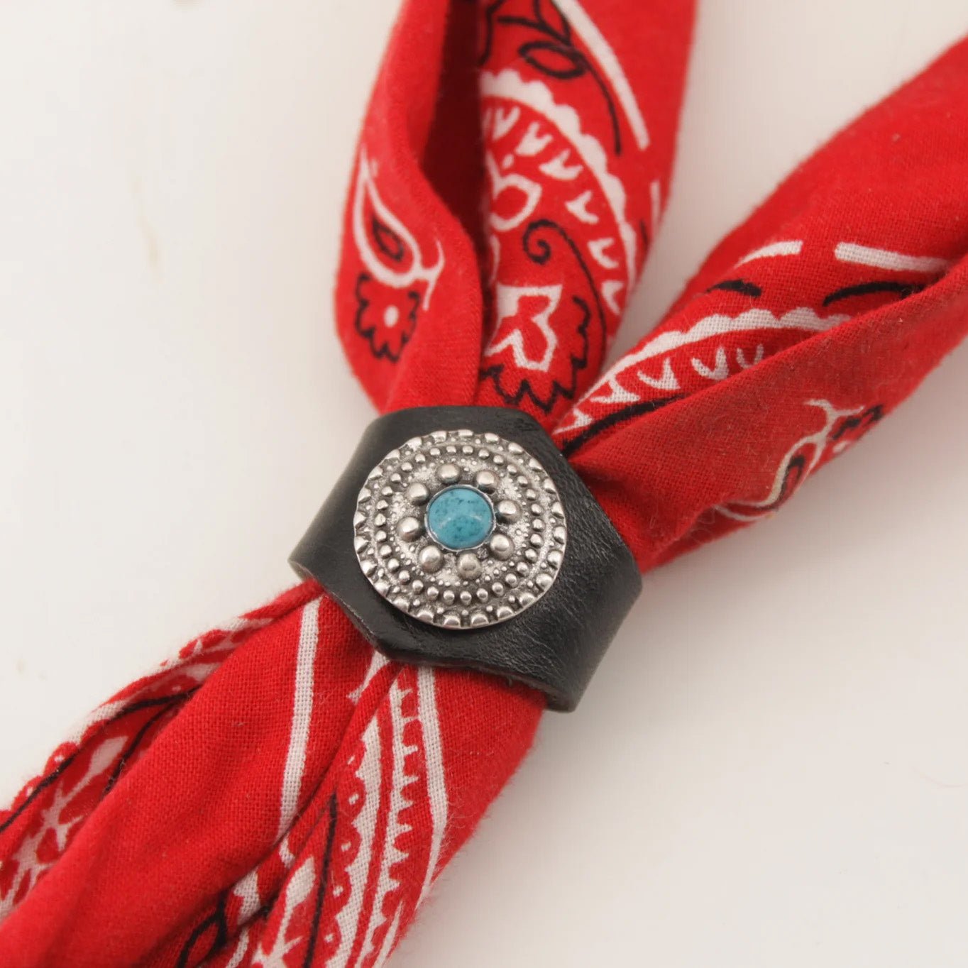 Jean DesselBandana Lederring Saragosa schwarzHalstuchBritish Parts Luzern