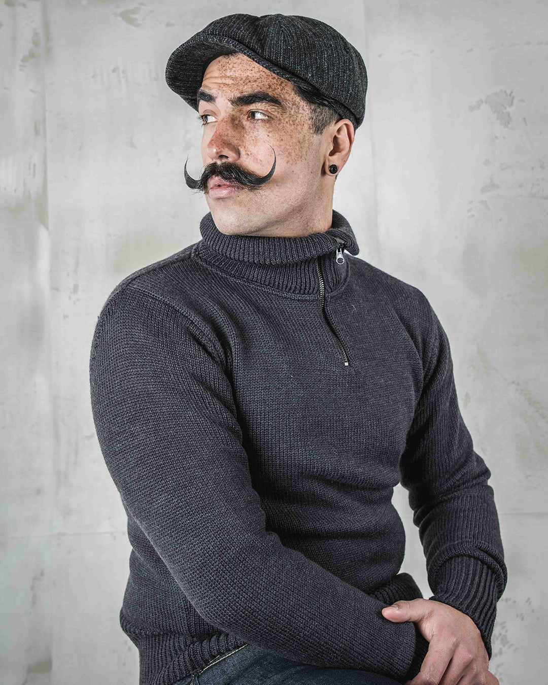 Pike Brothers1948 Troyer Strickpullover AnthrazitPulloverBritish Parts Luzern