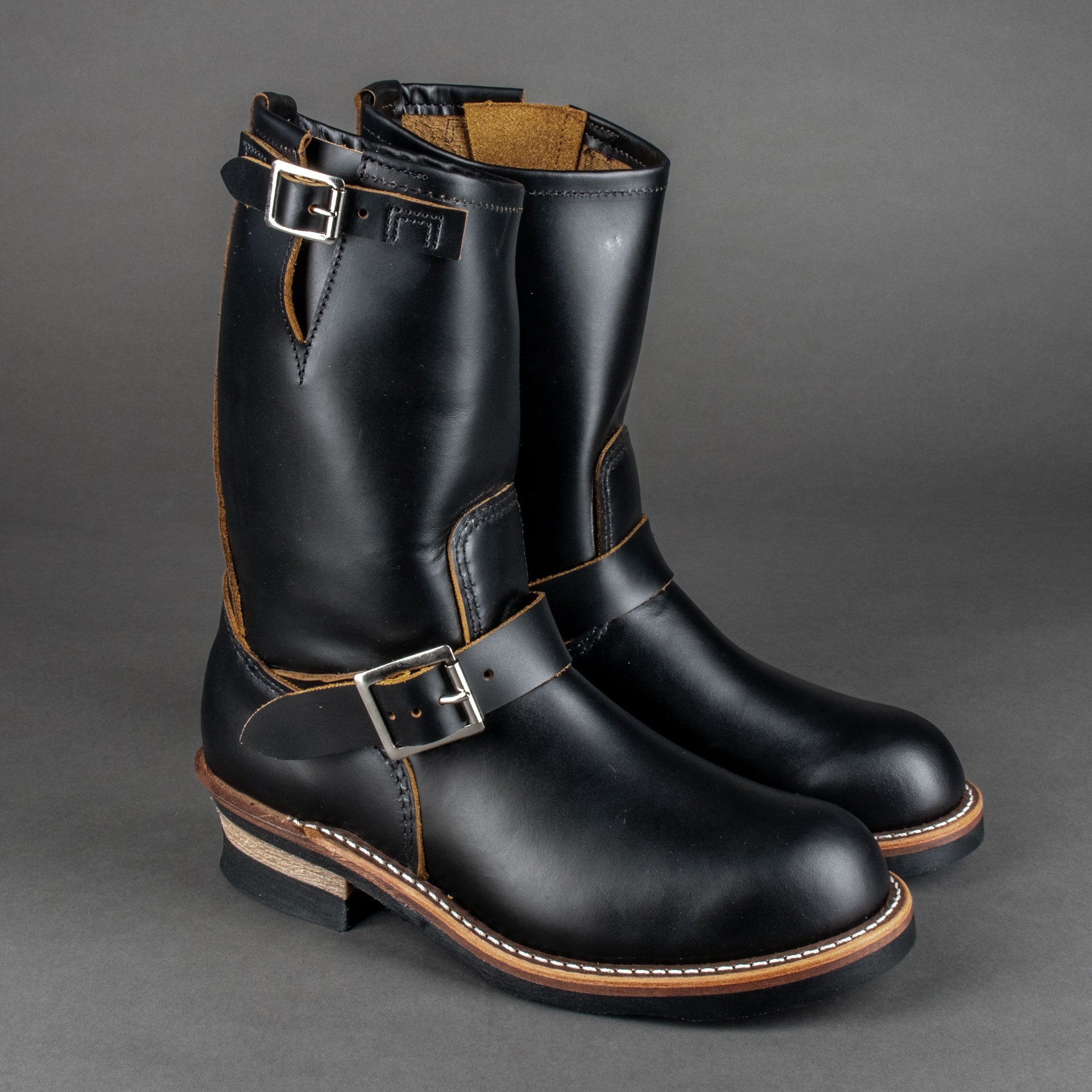 Red Wing ShoesEngineer Boot 2966 Black KlondikeSchuheBritish Parts Luzern