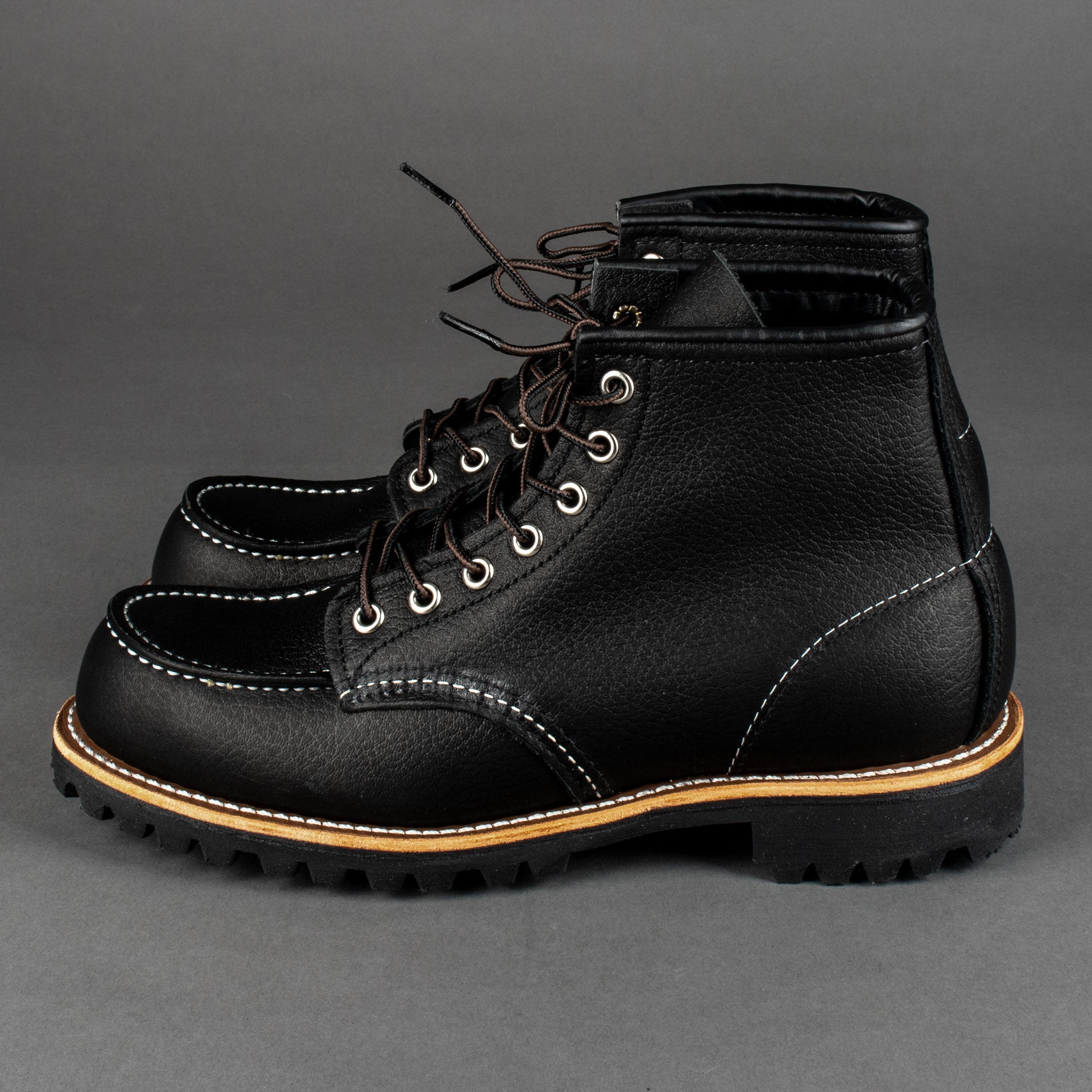 Red Wing ShoesRoughneck 2949 Black Oil Slick Leather HerrenschuheSchuheBritish Parts Luzern