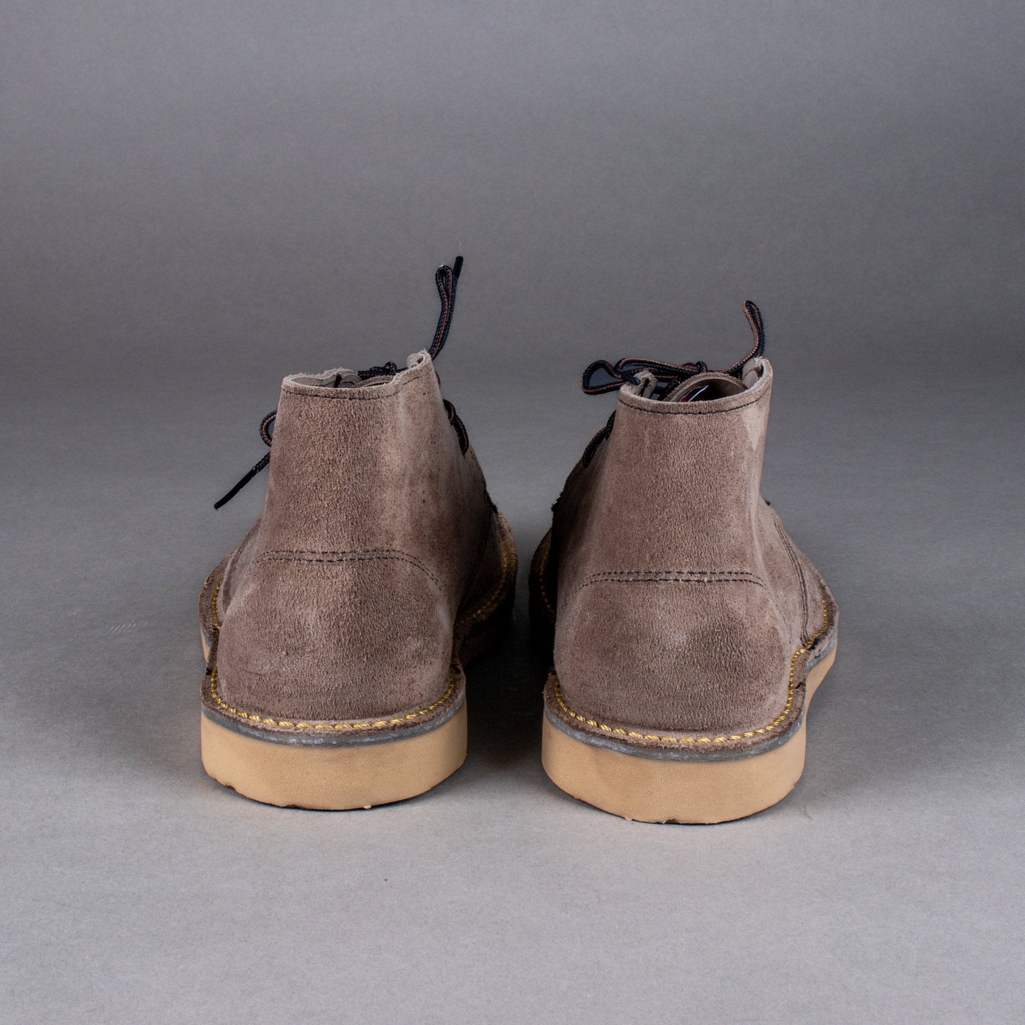 Chaussures Red Wing Weekender Chukka 3610 en cuir Mohave couleur grès pour hommeChaussuresBritish Parts Lucerne