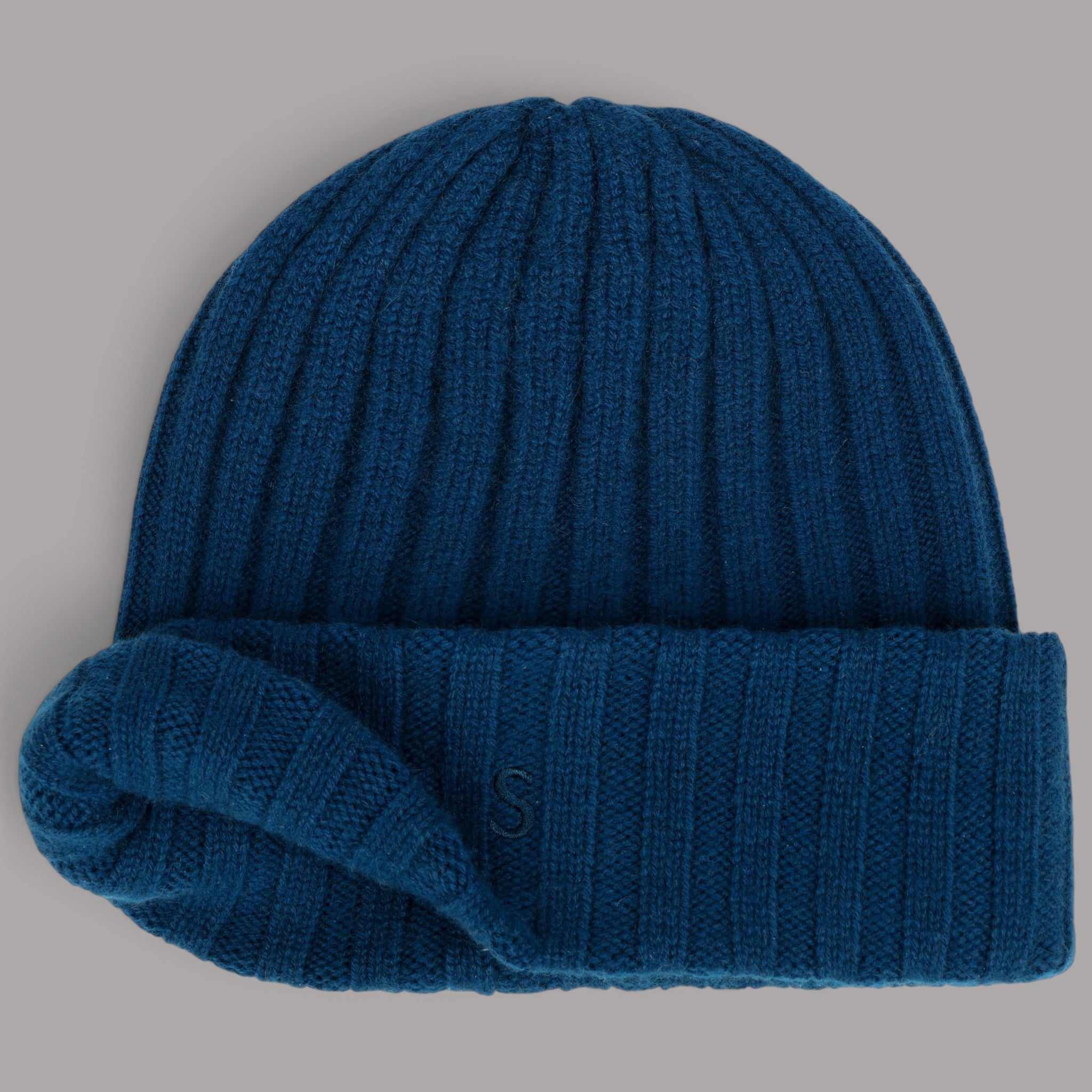 Stetson Cashmere Beanie in Deep Blue, British Parts Lucerne