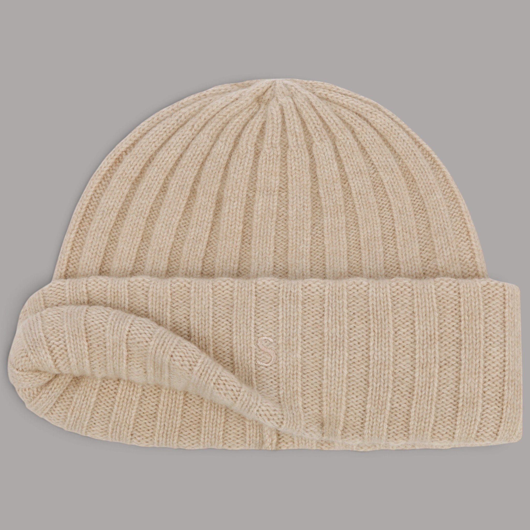 Stetson Beanie made of undyed cashmere - sustainable beanie from British Parts Lucerne
