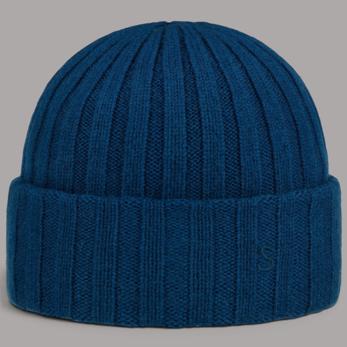 Bonnet en cachemire bleu foncé