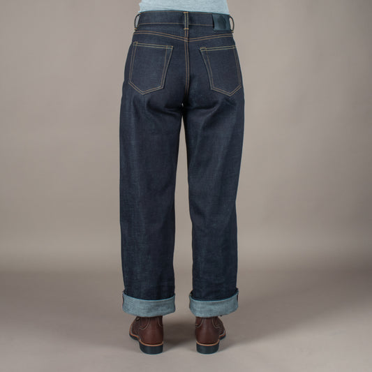 #410 Standard Wide Women's Jeans 14.7 oz