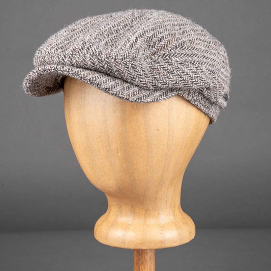 Driver flat cap made of virgin wool
