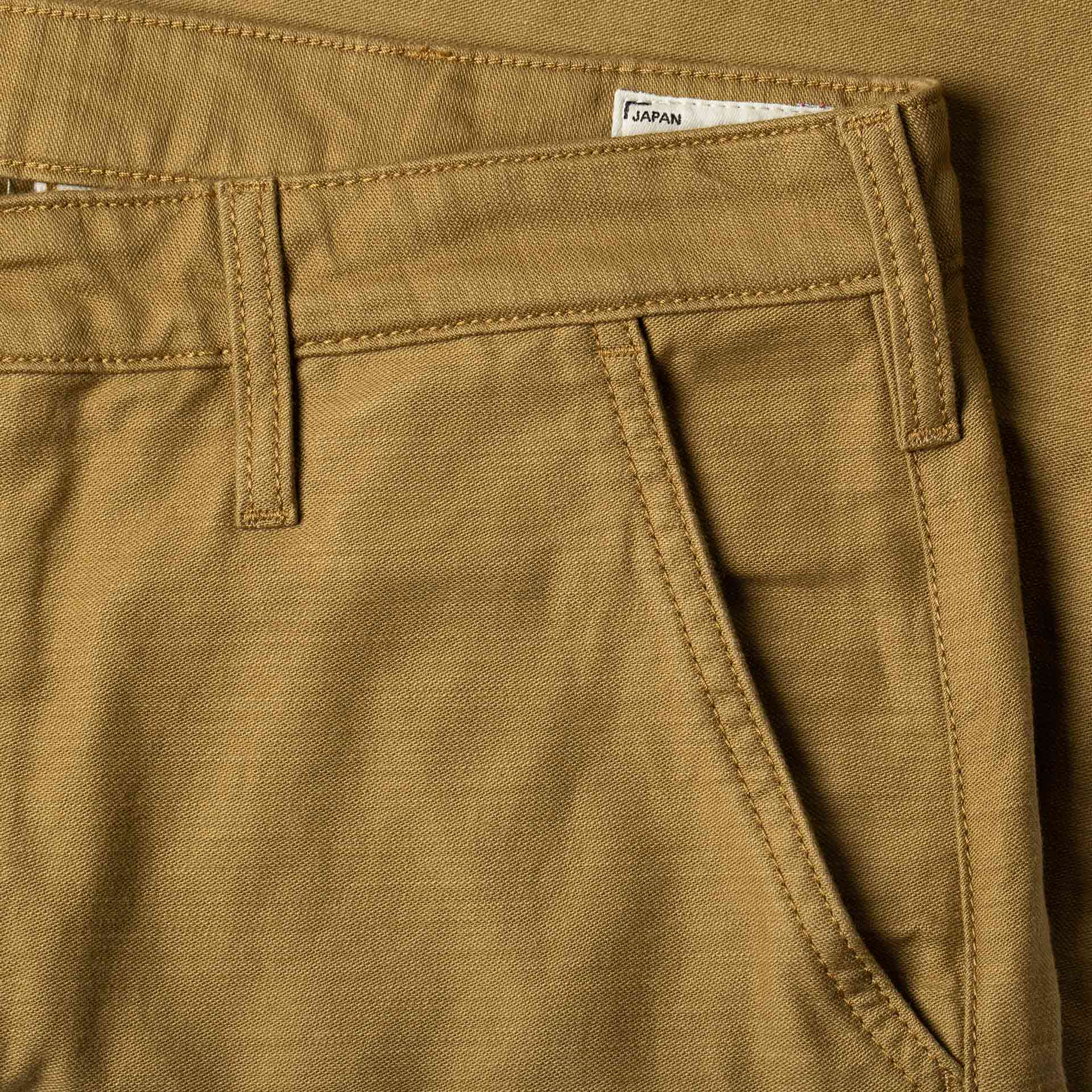 BenzakBC - 03 Straight Chino Golden BrownHosenBritish Parts Luzern