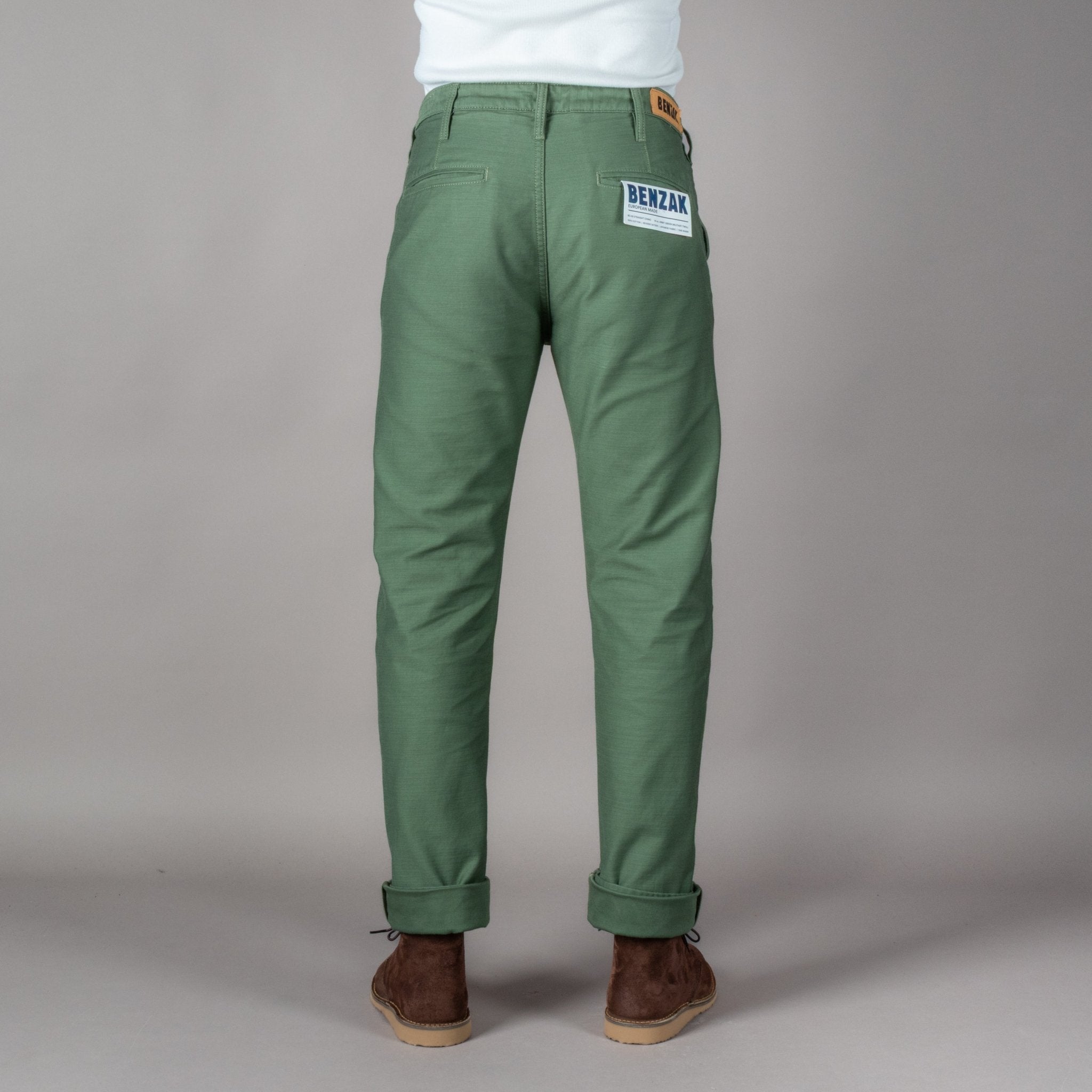 BenzakBC - 03 Straight Chino Military GreenHosenBritish Parts Luzern
