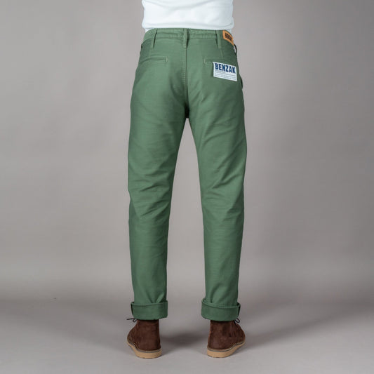BenzakBC - 03 Straight Chino Military GreenHosenBritish Parts Luzern