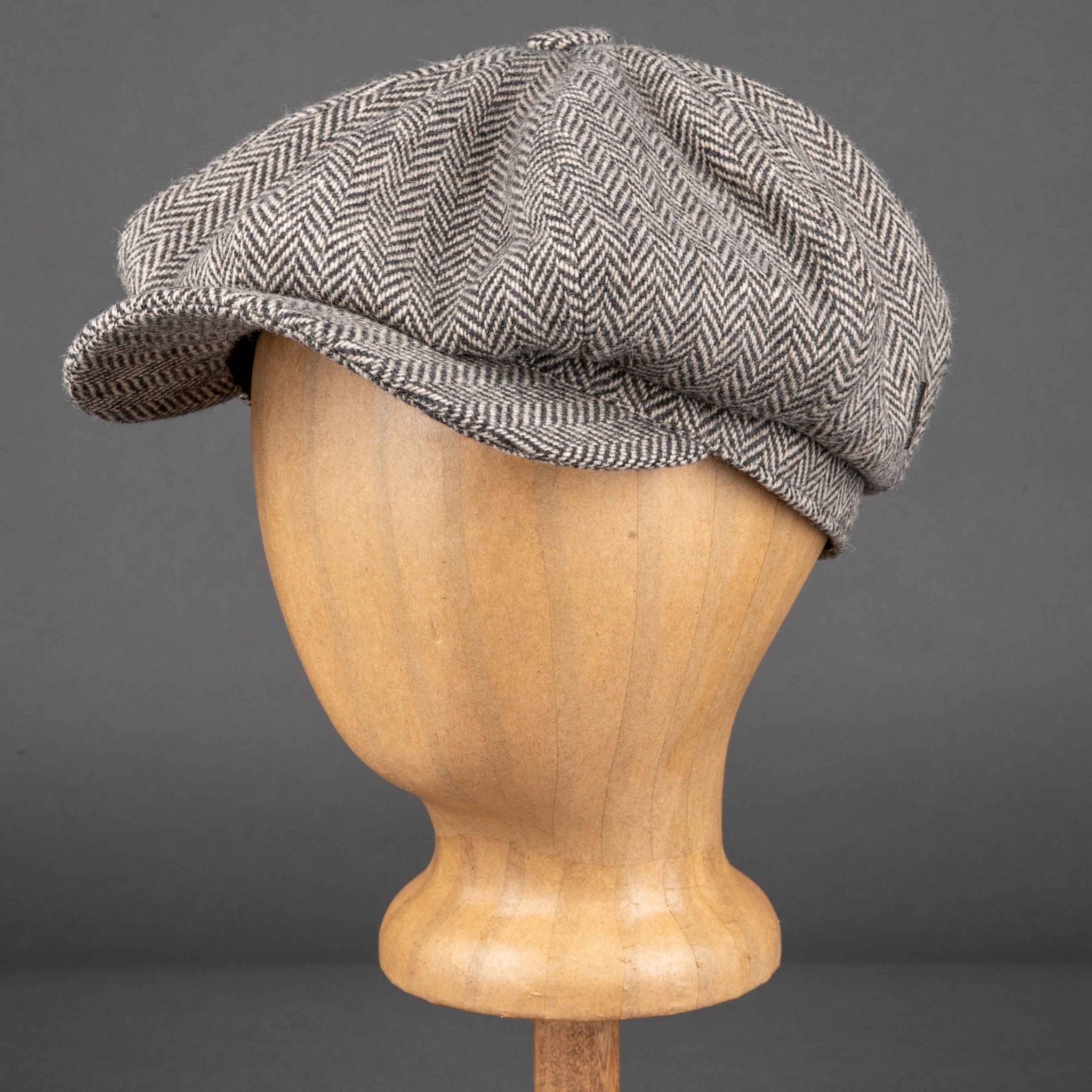 Diefenthal & Sohn1920 Newsboy+ Cap Commercial BoneMützeBritish Parts Luzern