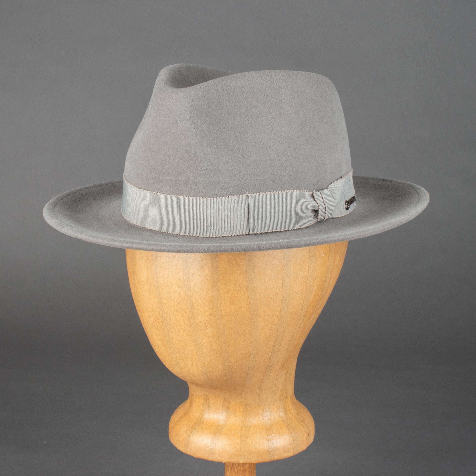 Diefenthal & Sohn1940 Fedora Shelby GreyHutBritish Parts Luzern