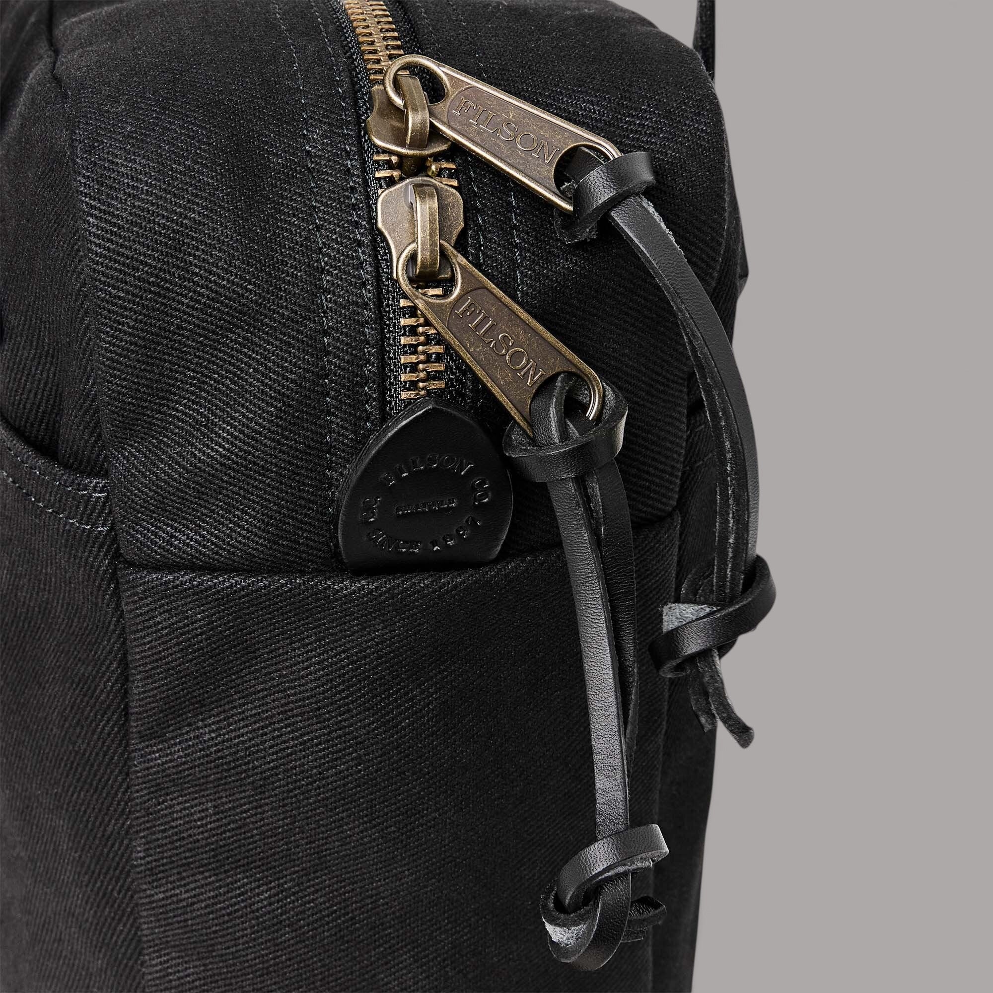 FilsonSmall Zipper Tote BagTascheBritish Parts Luzern