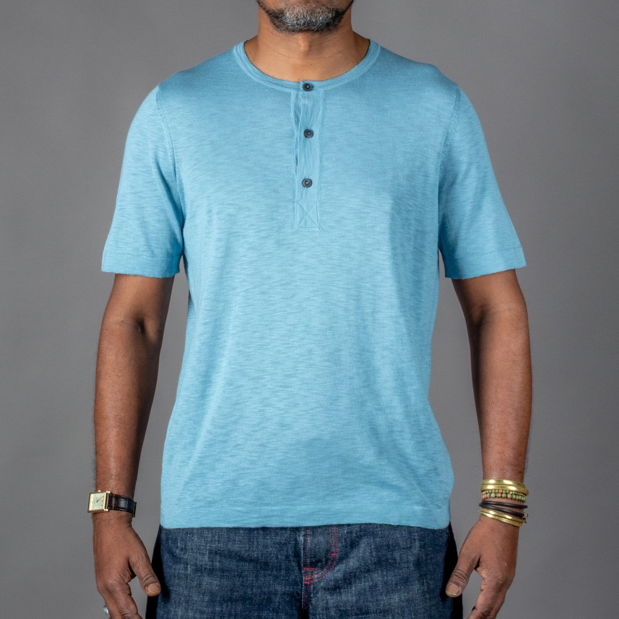 G.R.P.Henley Kurzarm HellblauT-ShirtBritish Parts Luzern