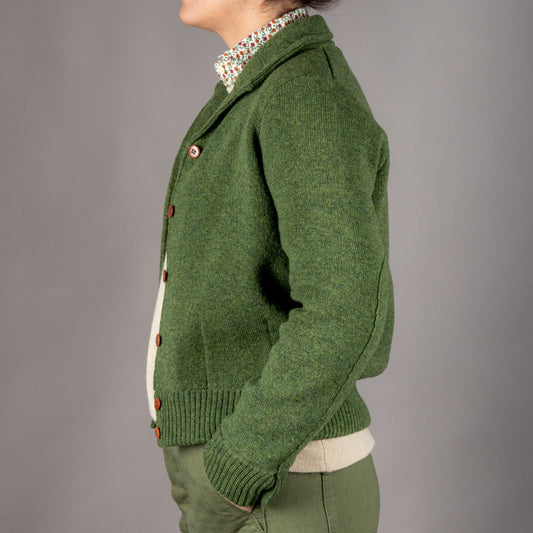 G.R.P.Max 3 kurze Damen Merino Strickjacke GrassStrickjackeBritish Parts Luzern