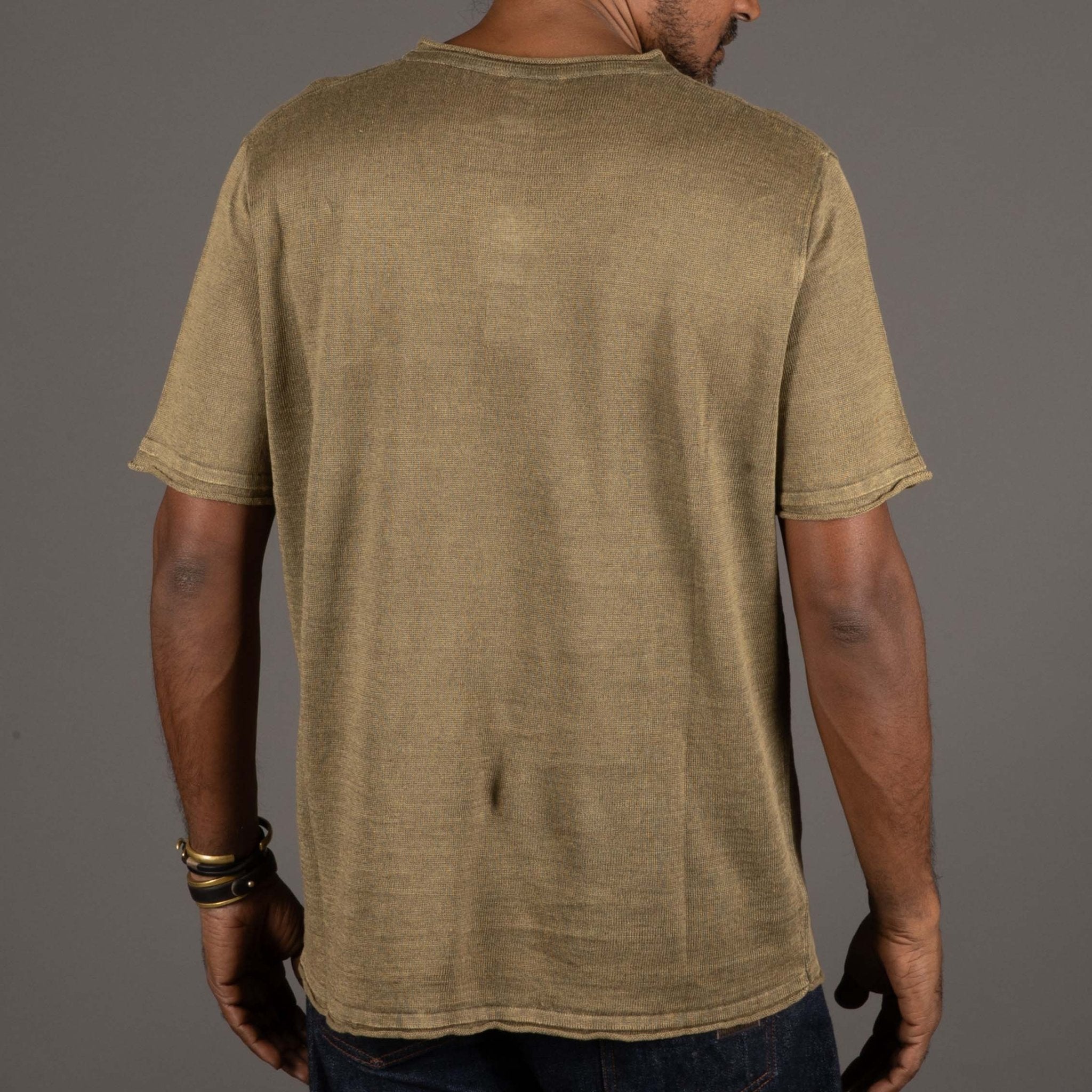 G.R.P.Neo Henley Kurzarm Military GreenT-ShirtBritish Parts Luzern