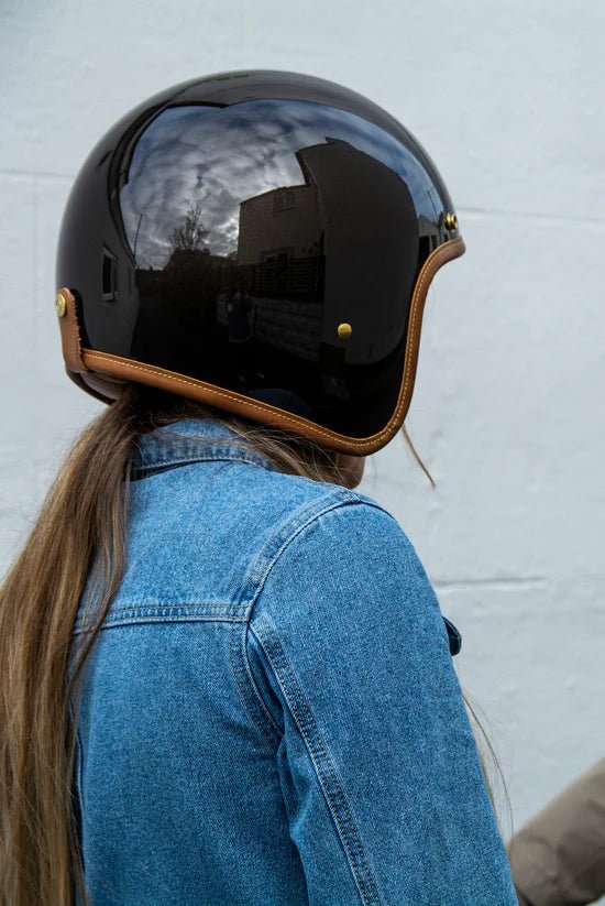HedonHedonist Motorradhelm Macadamia 22.06HelmBritish Parts Luzern