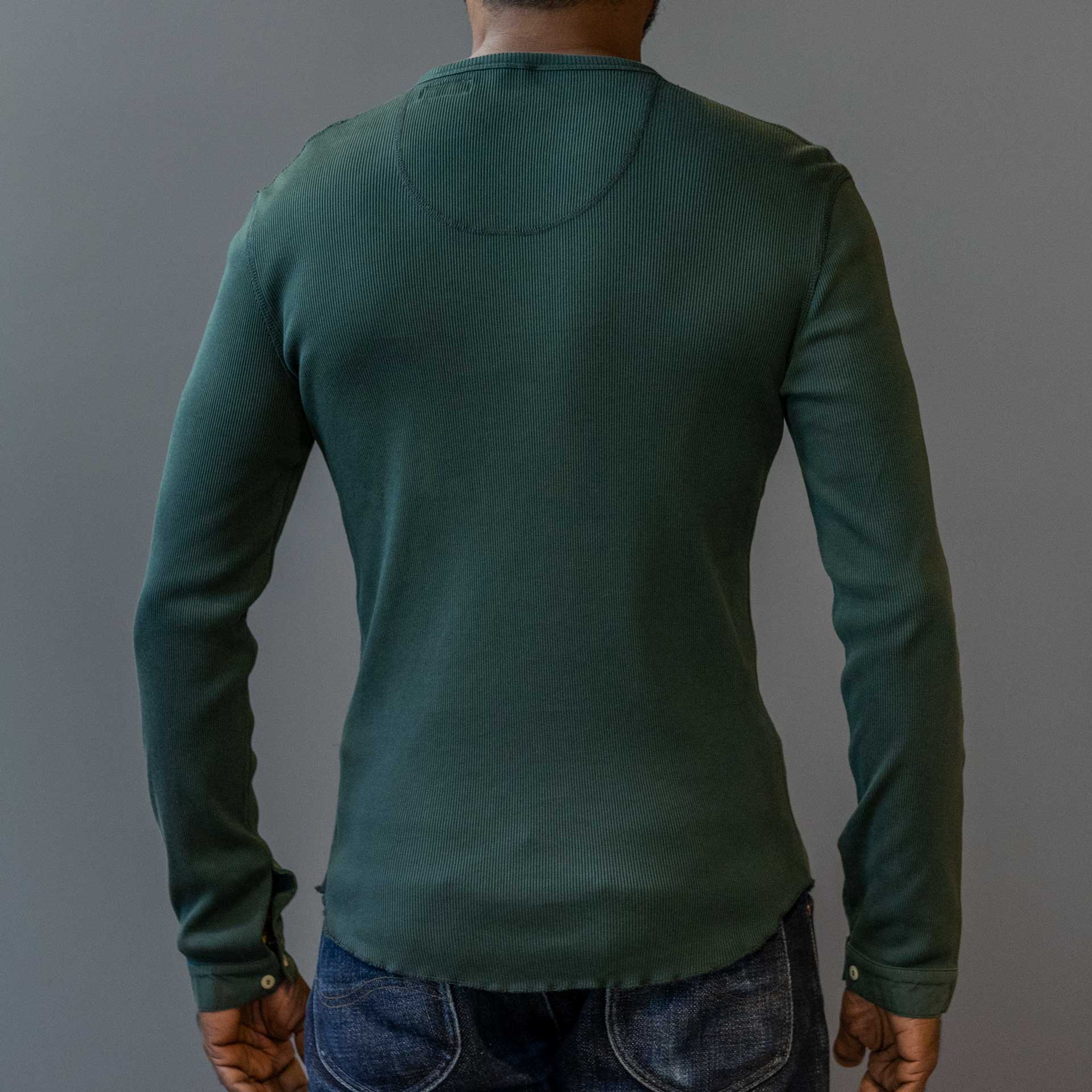 IndigoferaHank Henley in Phthalo GreenHenleyBritish Parts Luzern