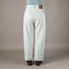 Indigofera Roslyn Women's Jeans Uneven Broken Twill Ecru Pants British Parts Lucerne