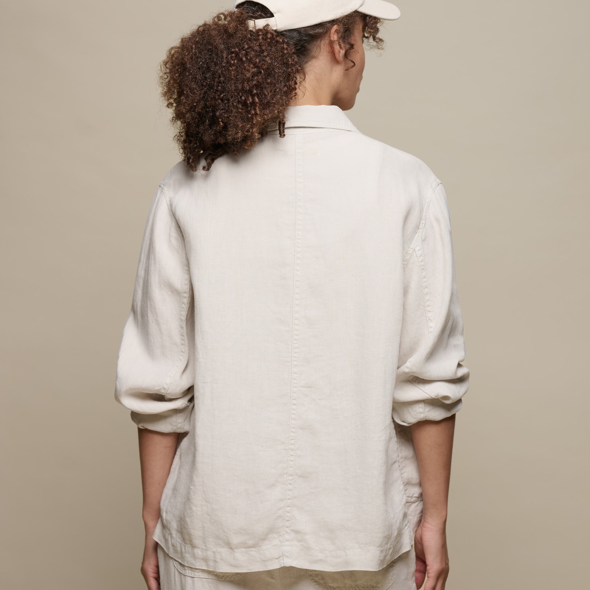 Merz b. SchwanenUnisex Jacke Bio Leinen Cropped Light StoneJackenBritish Parts Luzern