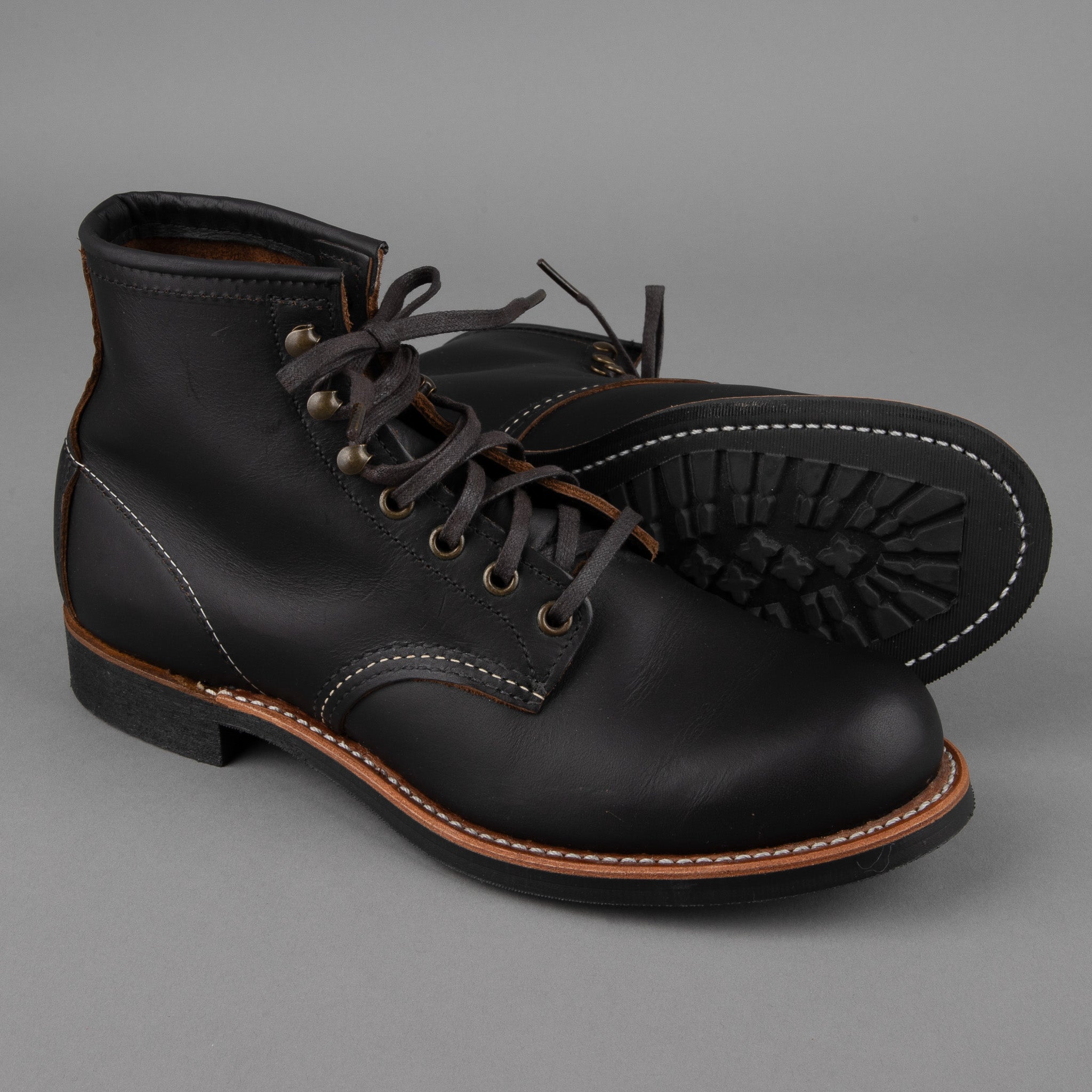 Red Wing ShoesBlacksmith 3345 Black Prairie LeatherSchuheBritish Parts Luzern