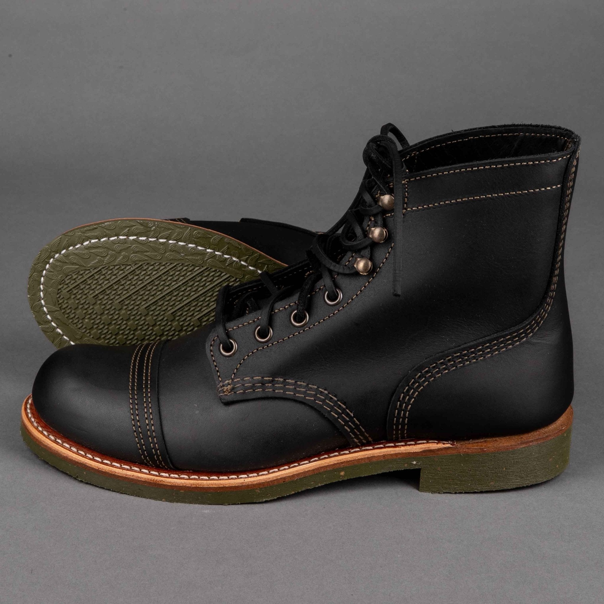 Red Wing ShoesIron Ranger 4331 Riders Room HerrenschuheSchuheBritish Parts Luzern