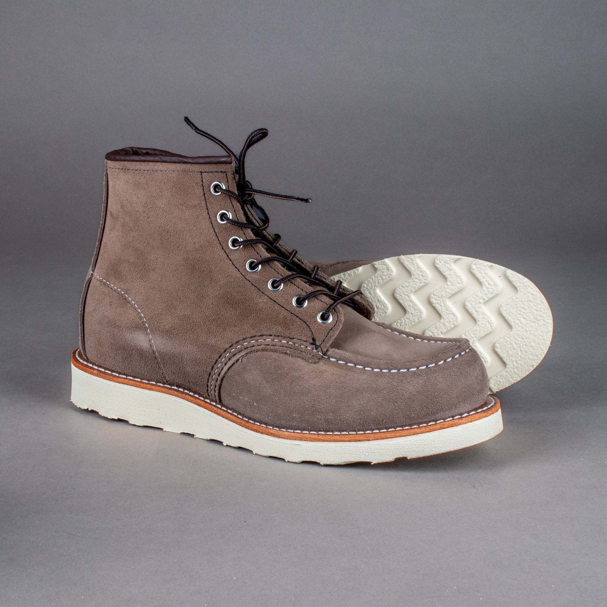 Red Wing ShoesMoc Toe 8838 Sandstone Mohave Leather HerrenschuheSchuheBritish Parts Luzern