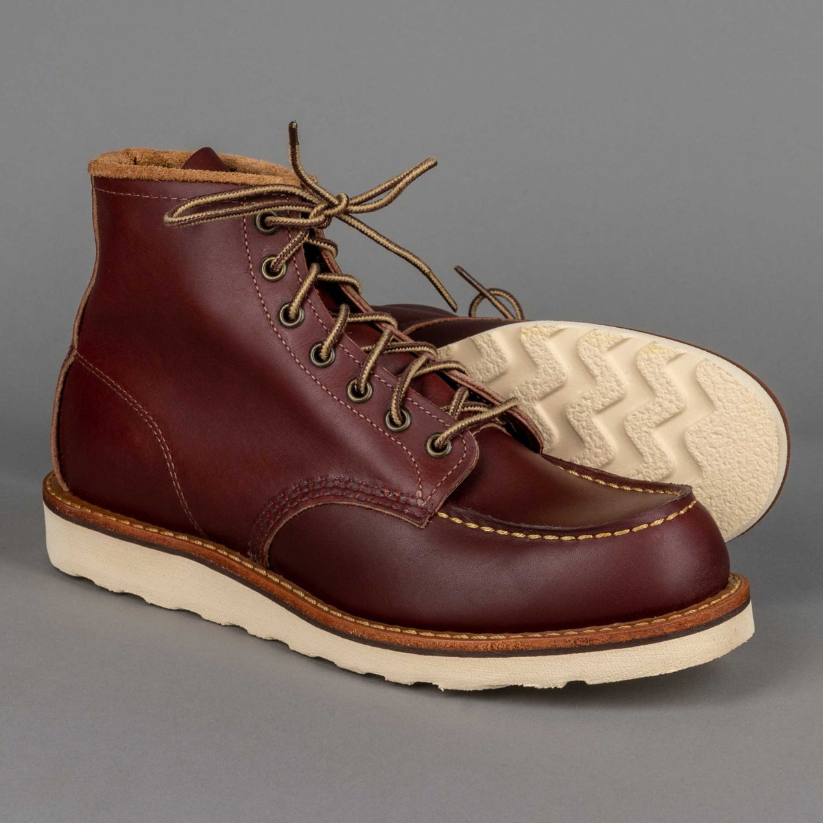 Red Wing ShoesMoc Toe 8856 Oxblood Mesa Leather HerrenschuheSchuheBritish Parts Luzern