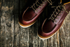 Red Wing ShoesMoc Toe 8856 Oxblood Mesa Leather HerrenschuheSchuheBritish Parts Luzern