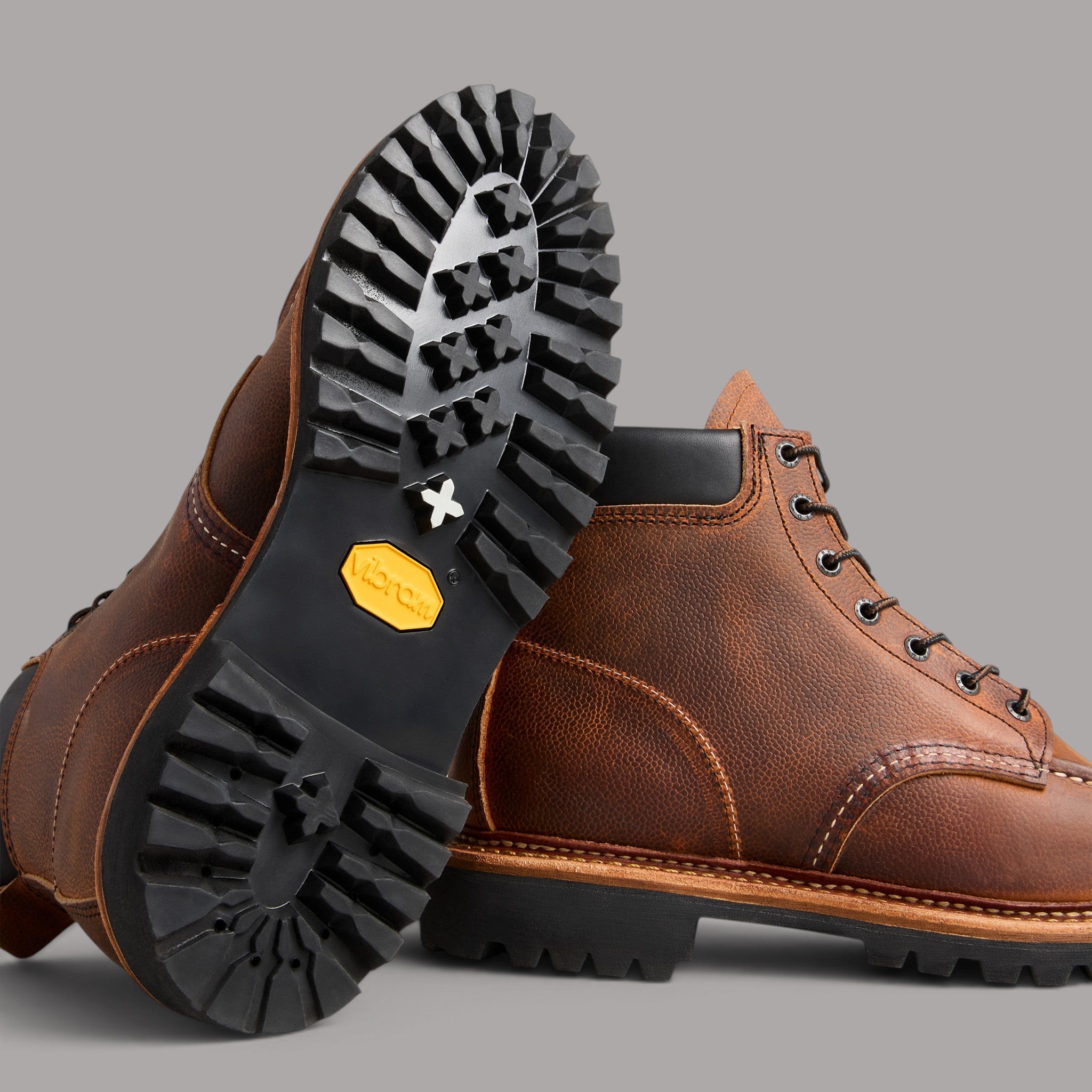 Red Wing ShoesNorway Moc 8213 Copper Rough & Tough HerrenschuheSchuheBritish Parts Luzern