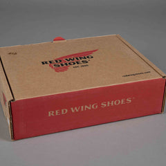 Red Wing ShoesPflege Kit für Schuhe aus Oil Tanned LederSchuhpflegeBritish Parts Luzern