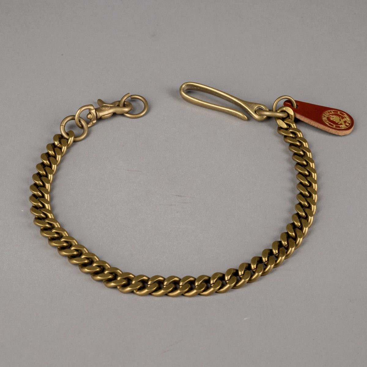 TexucraftsWallet Chain flach mit Fischhaken aus MessingWalletchainBritish Parts Luzern