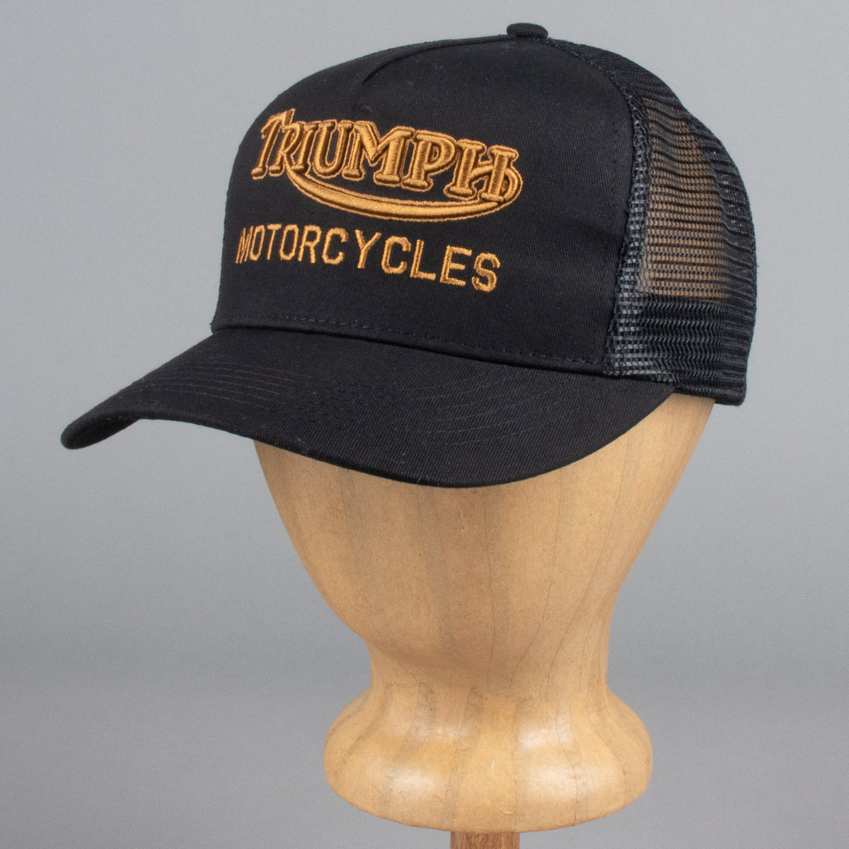 Triumph MotorcyclesOil Trucker Cap schwarzTrucker CapBritish Parts Luzern