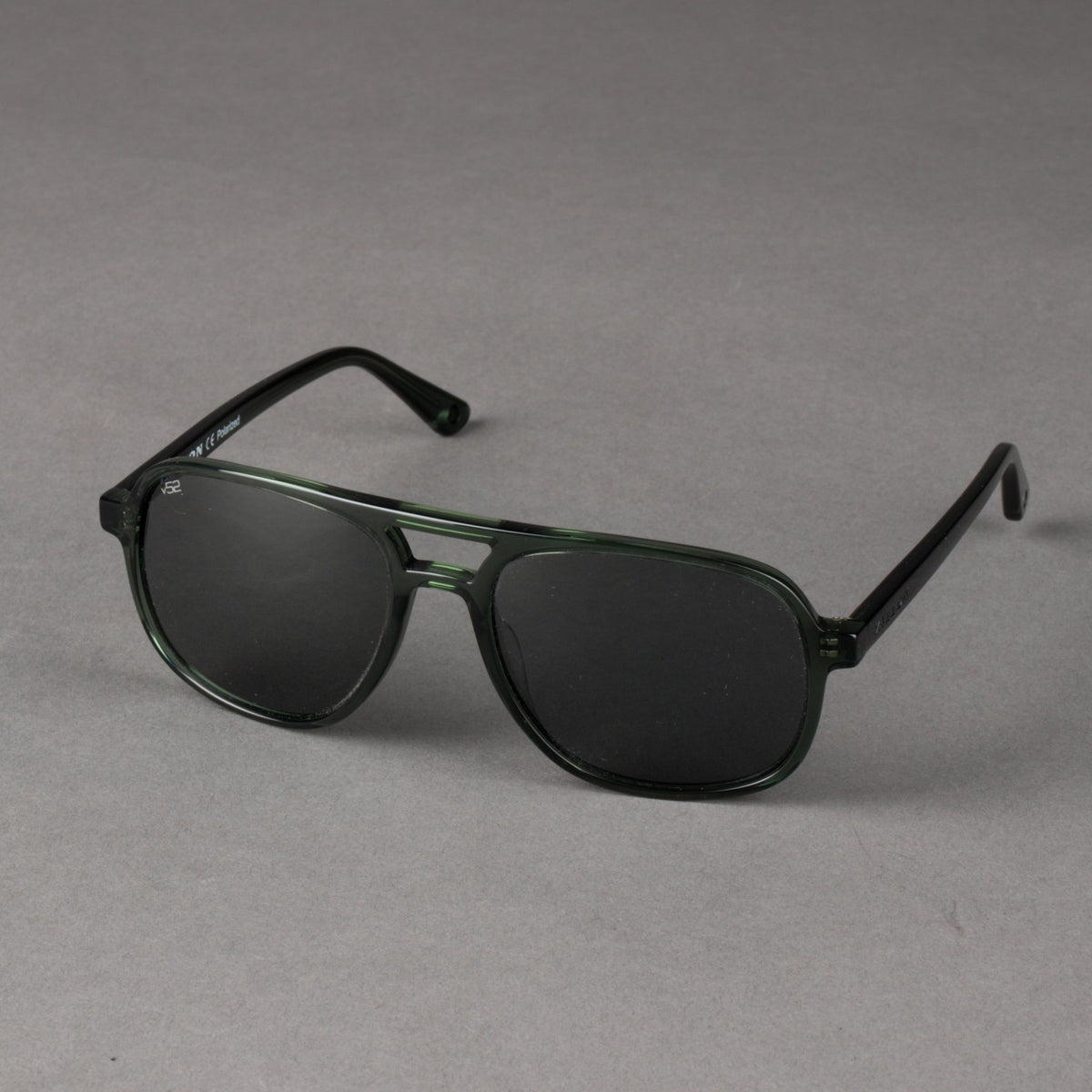VallonHowlin' Sunglasses - Green / Polarized Sunglasses British Parts Lucerne