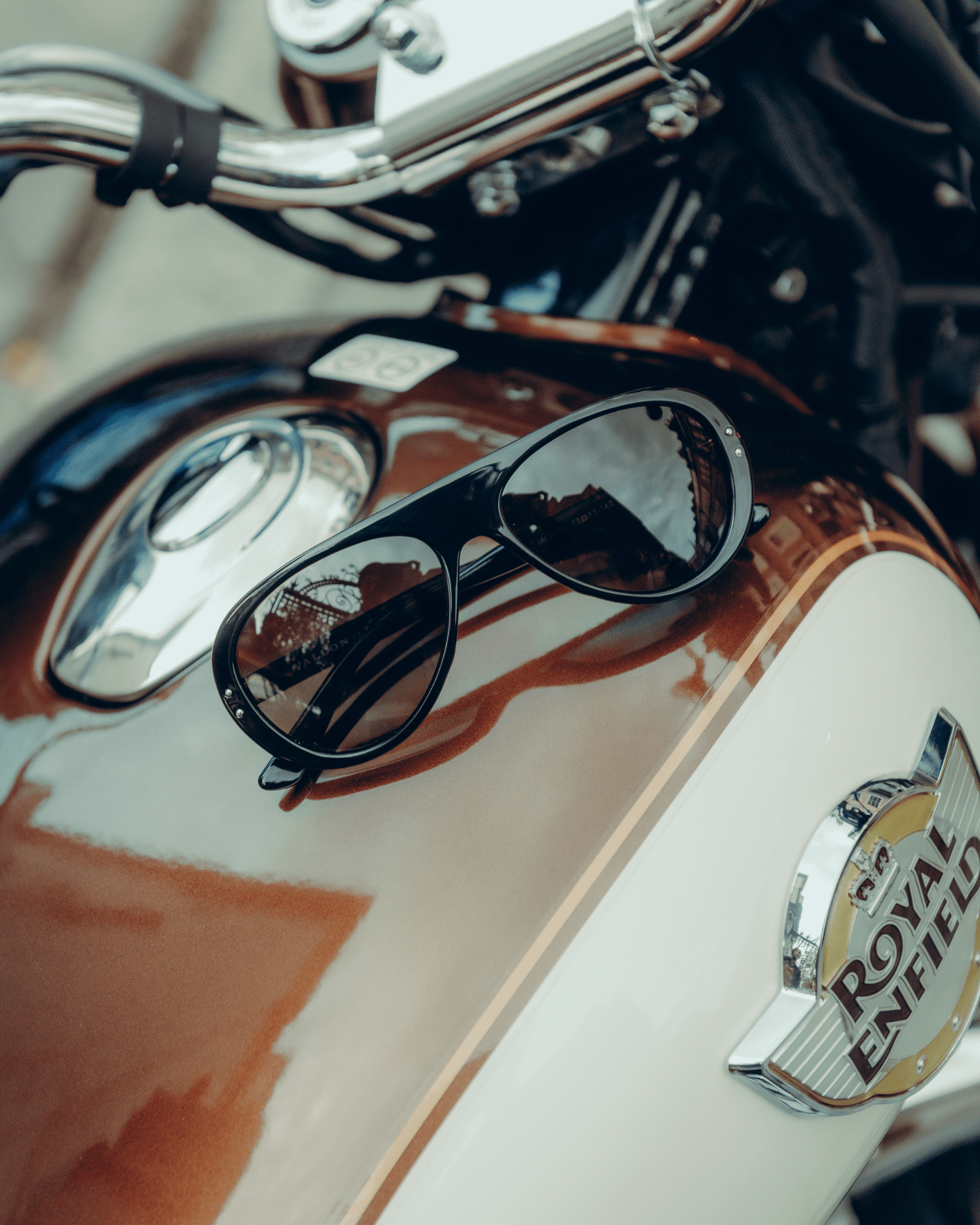 Vallon Royal Enfield Classic Edition Sunglasses - Black - Smoke Sunglasses British Parts Lucerne