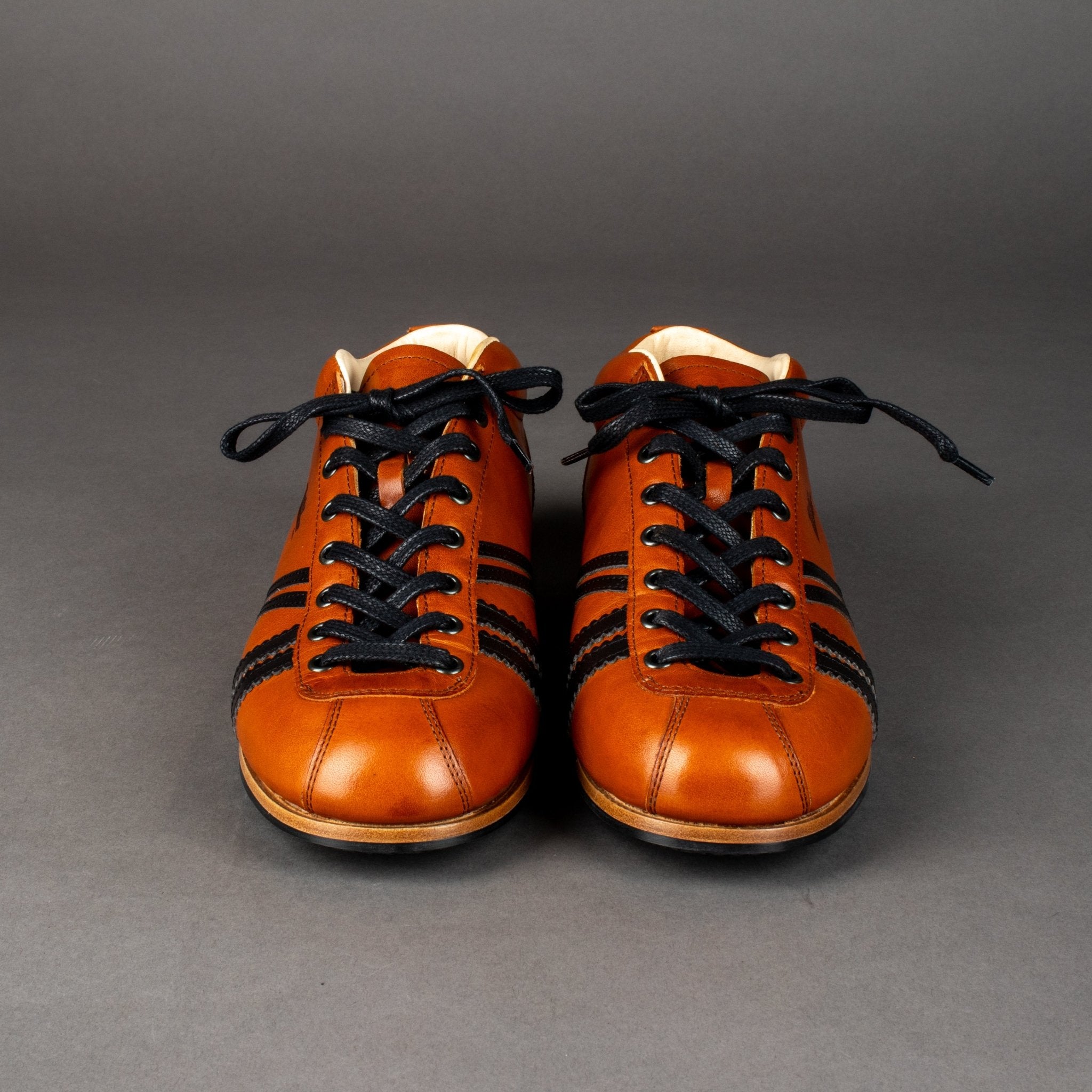 Zeha BerlinCarl Häßner Legacy - Liga - cognac / grauSchuheBritish Parts Luzern