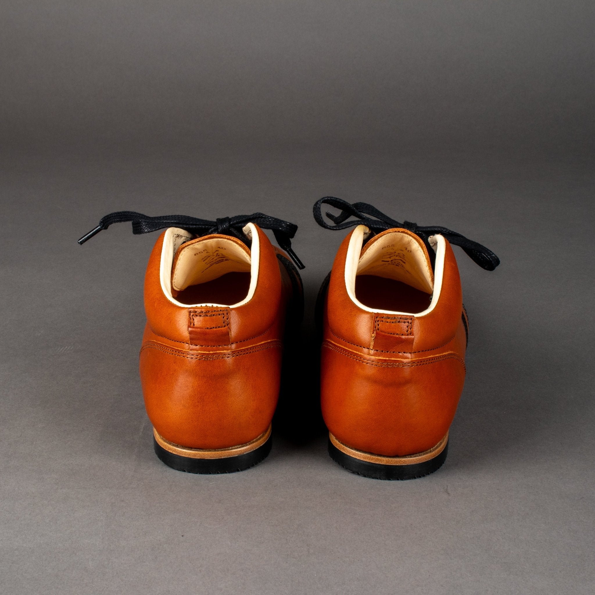 Zeha BerlinCarl Häßner Legacy - Liga - cognac / grauSchuheBritish Parts Luzern