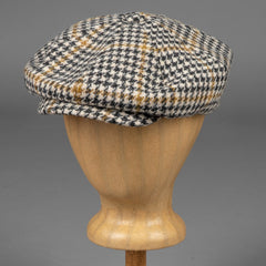 8-panel flat cap Harris Tweed